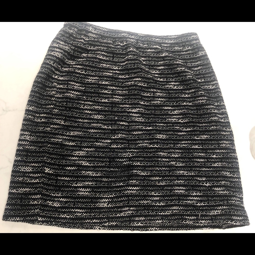 Saint John couture skirt